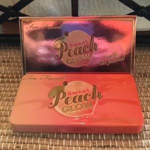 Too faced peach face palette